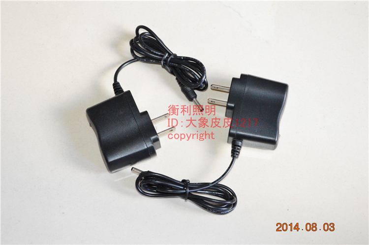 正辉RW5120 A微型多功能信号灯 RW5100 A固态高能强光电筒 充电器