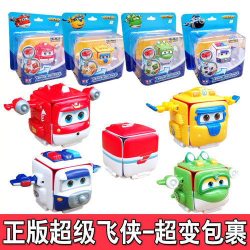 超级飞侠玩具变形机器人包裹宠物