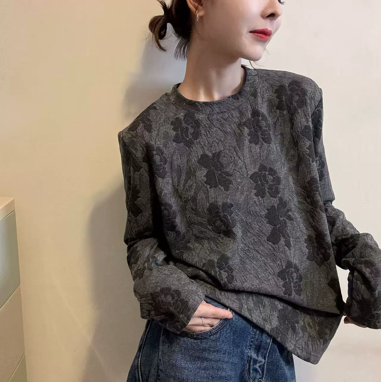 HMY秋冬新款韩版圆领显瘦百搭加绒宽松缇花T恤打底衫上衣女31061