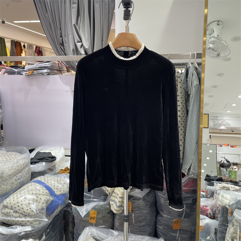 YZOY53300正版冬季韩系法式蕾丝花边显瘦百搭丝绒T恤打底衫上衣女