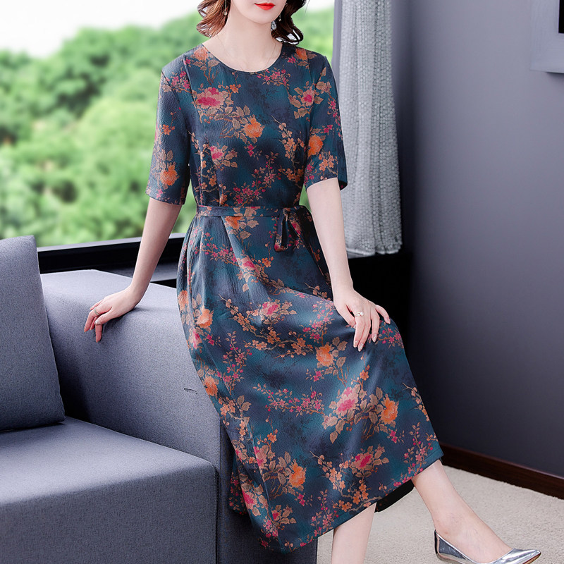 贵夫人妈妈连衣裙夏季2021新款正宗香云纱真丝桑蚕丝高端品牌裙子