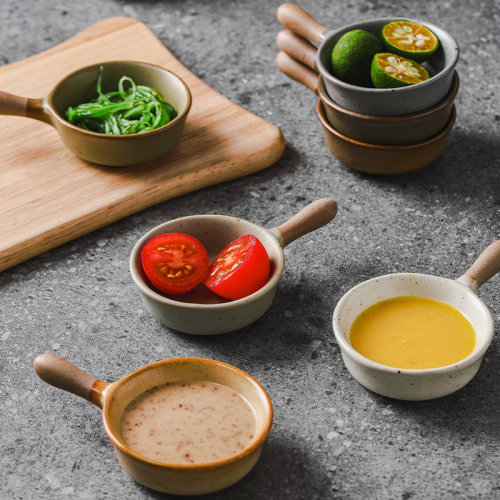 奶油带柄可爱陶瓷家用沾水碟