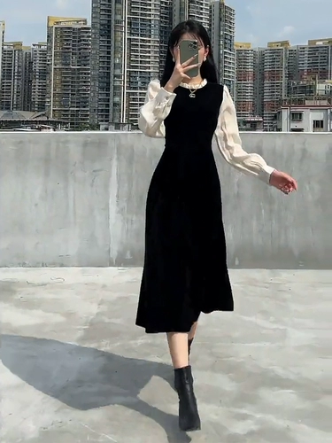 Комплект, лонгслив, осеннее платье, черная длинная юбка, французский стиль, изысканный стиль, коллекция 2023, городской стиль