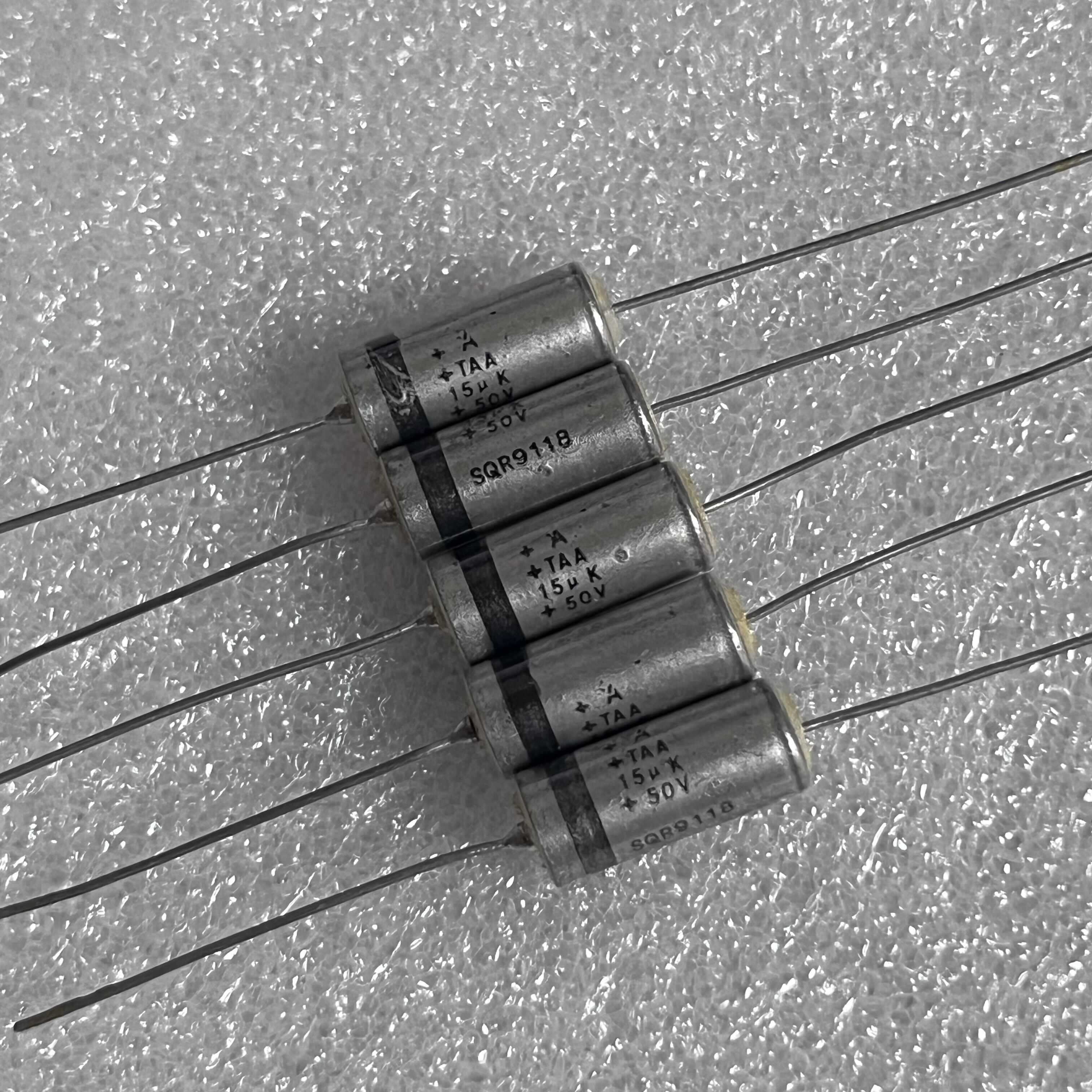 AVX电解电容全新美国AVXTAA