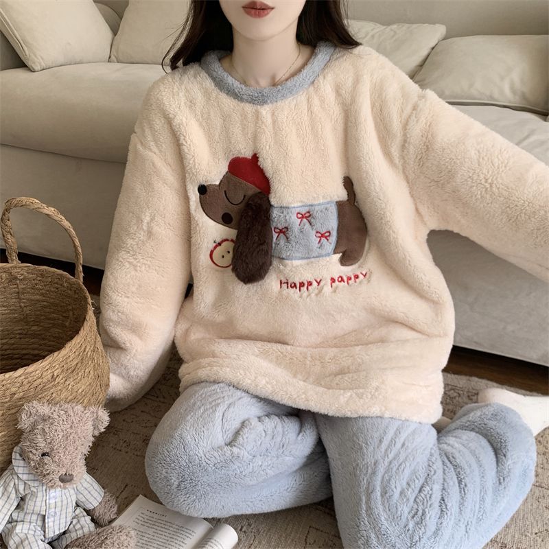 新款秋冬季珊瑚绒睡衣女