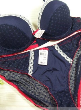 清货*欧美三角内裤文胸套装 内衣套装 深蓝色海棉上薄下厚80B,85A