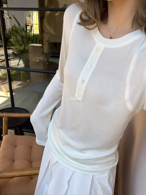 Hers2026春装韩版简约百搭明线半排扣设计感长袖T恤女打底衫80222