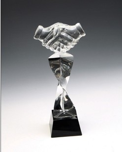 大气l握手奖杯 水晶奖牌定做定制 合作伙伴免费刻字排版
