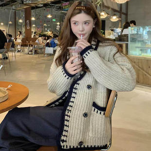 毛衣外套针织开衫大码女双排扣宽松复古撞色洋气质高级感小众上衣