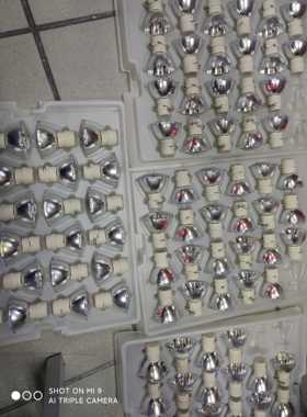 适用富可视IN2112N/IN2114/IN2116/IN2192/IN2194/IN146投影灯泡