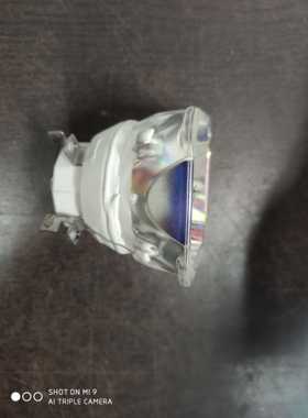 适用NEC NP-UM351W+/NP-UM351W-WK/NP-UM352W+投影仪机灯泡NP33LP