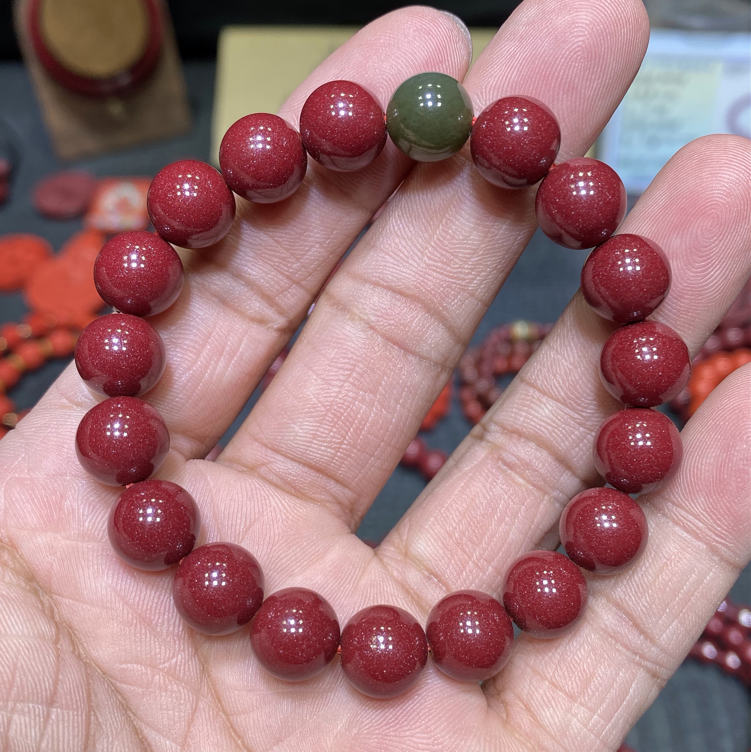 保真高含量紫金砂加和田玉手链