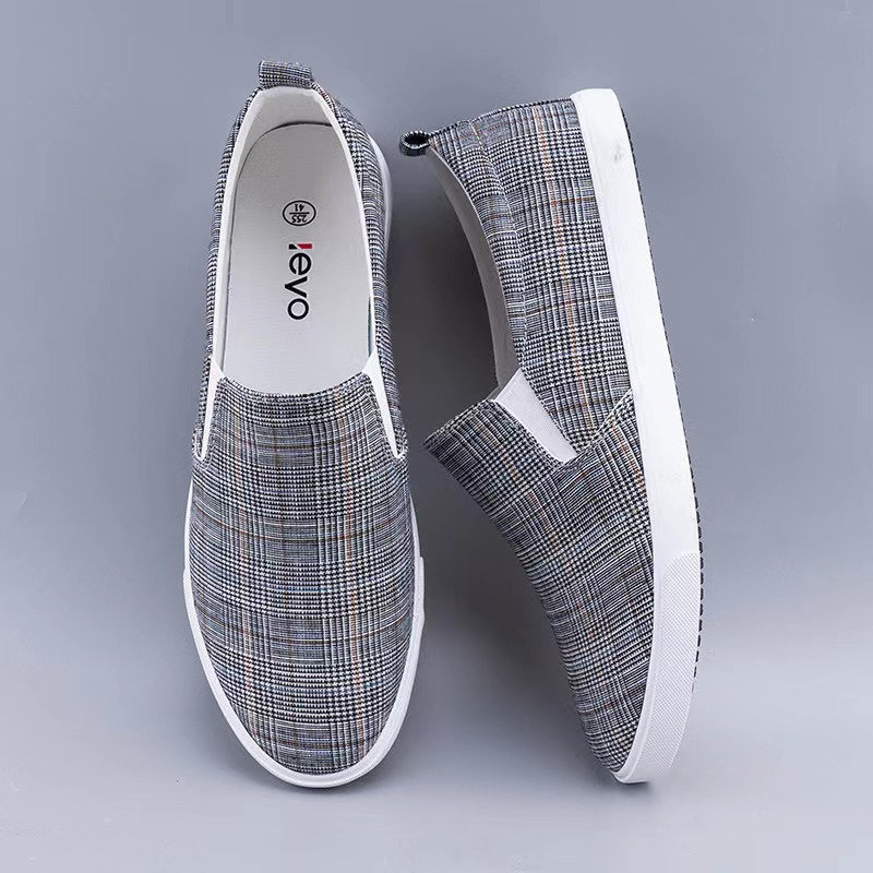 社会精神小伙休闲鞋夏季韩版帆布鞋男一脚蹬懒人透气格子布潮男鞋,流行男鞋,帆布鞋,淘宝优惠券,粉丝福利购,淘宝优惠卷