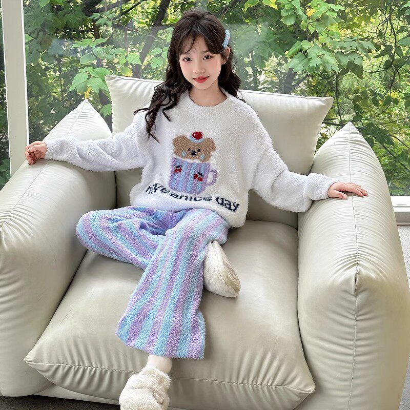 儿童睡衣2026新款秋冬珊瑚绒加厚冬天大女童家居服冬季小孩半边绒