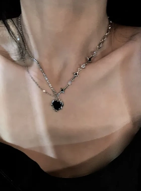 辣妹标配!个性百搭!黑色爱心项链气质名媛锁骨链女高级感颈链潮