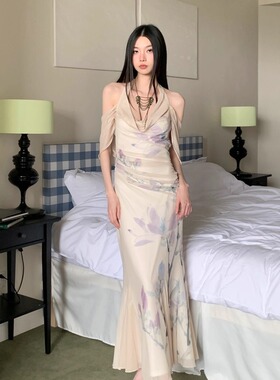 「瓷兰」手绘梨型身材高个子度假荡领一字肩挂脖鱼尾连衣长裙女夏