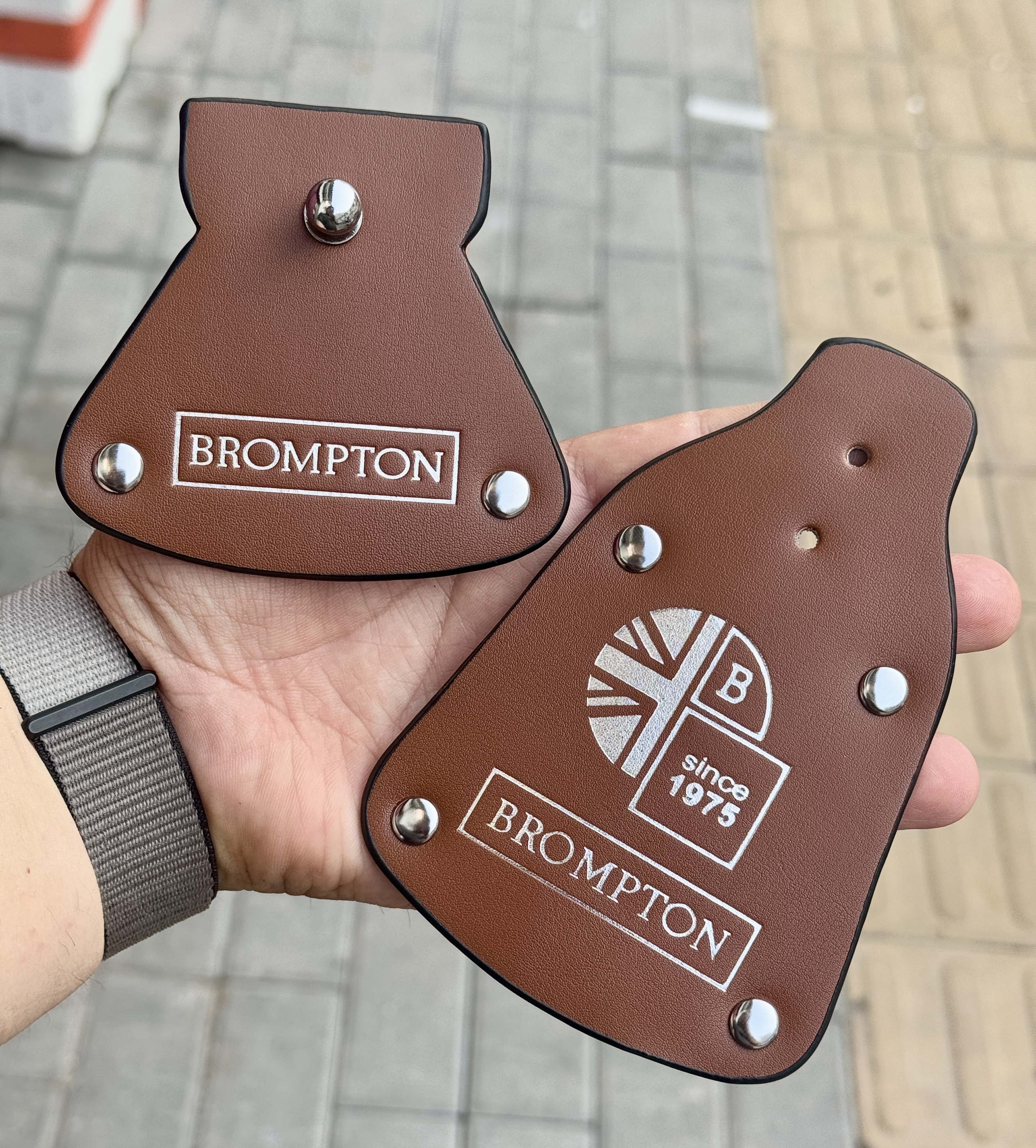 英Brompton小布折叠自行车50周年限定logo防水挡泥皮改装件心情件