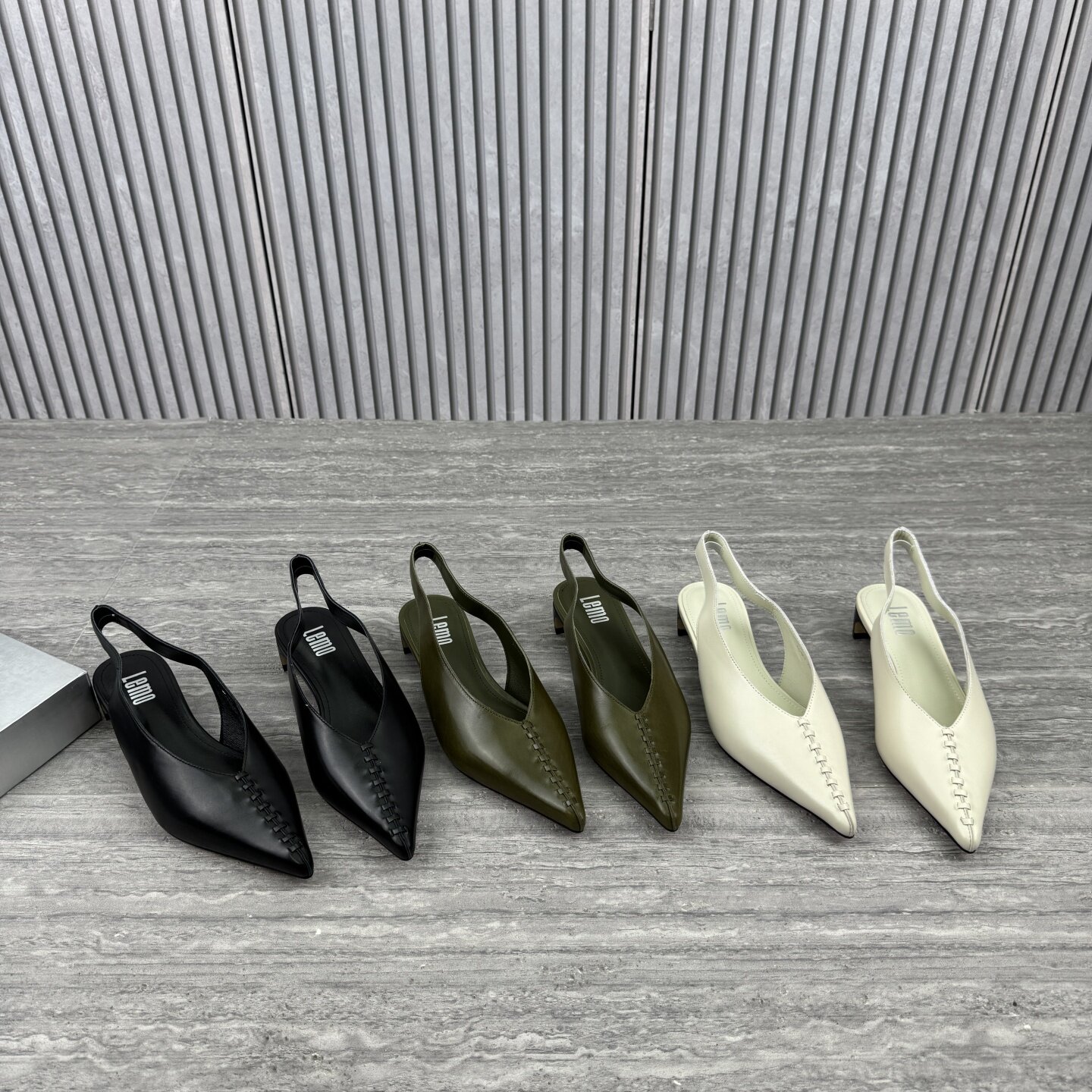 欧洲站欧货2026春季新款简约尖头包头凉鞋粗跟后绊带真皮高跟女鞋