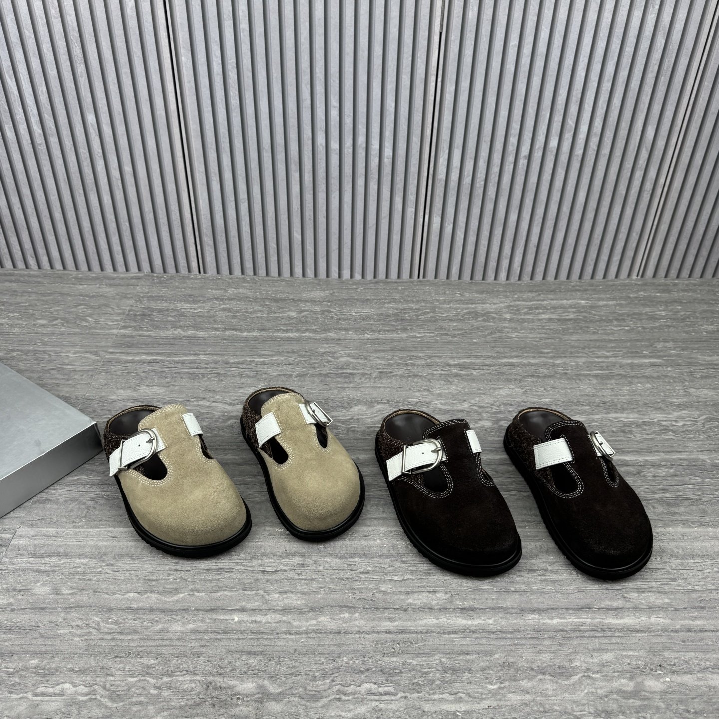 2026春季新款欧洲站欧货休闲反绒皮包头拖鞋女外穿平底皮带扣半拖,女鞋,包头拖,淘宝优惠券,粉丝福利购,淘宝优惠卷