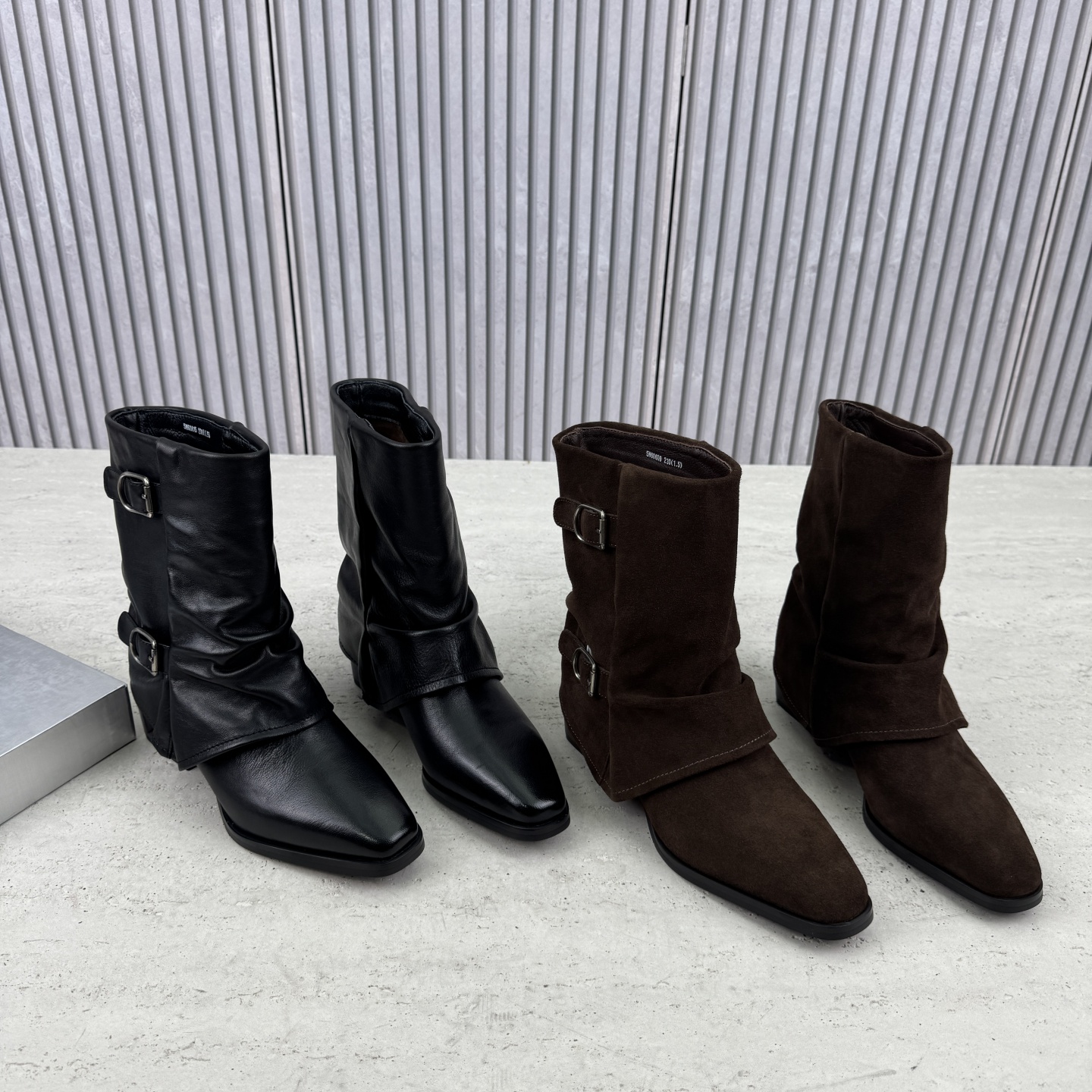 时尚西部靴低跟方头套筒中筒靴女