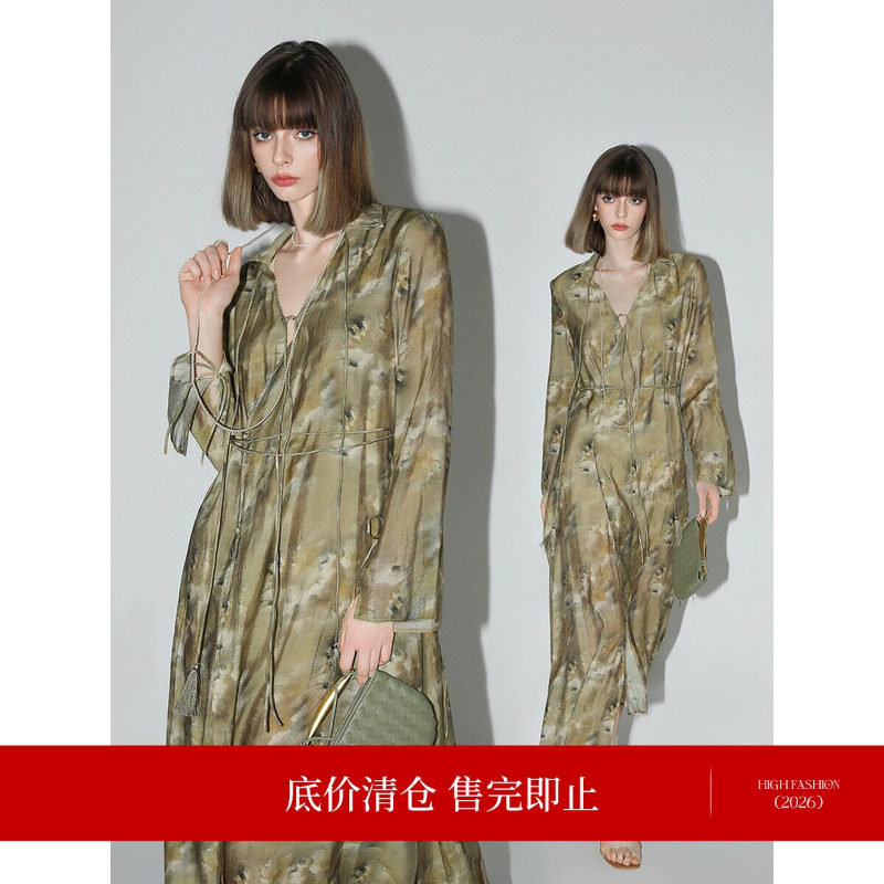 COCOBELLA肌理感印花连衣裙图片