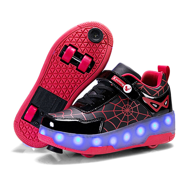 2026新款儿童暴走鞋带灯轮滑鞋可充电四轮初学者带刹车学生溜冰鞋