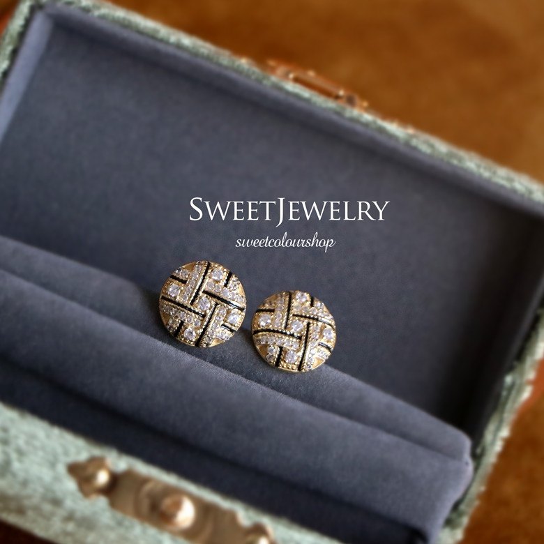 复古经典耐看小香风耳钉耳环女 通体银镀金 高级感日常百搭小配饰,饰品/流行首饰/时尚饰品新,耳钉,淘宝优惠券,粉丝福利购,淘宝优惠卷