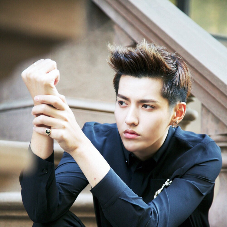 Perruque cheveux raides Court - Ref 2607920 Image 4