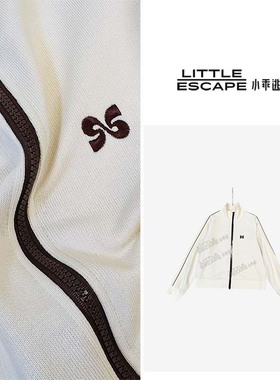 小乖逃优雅简约白色外套拼黑线插肩红色刺绣飘扬潮流时尚S25531