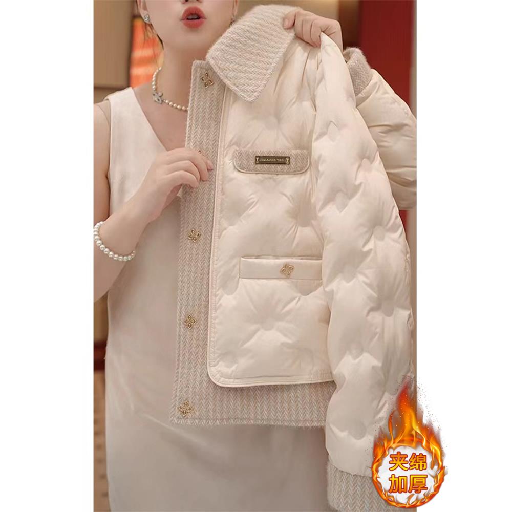 小香风翻领轻薄羽绒服女短款2025年新款小个子面包服冬季薄款外套
