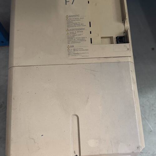 安川变频器CIMR-F7A4018测试好18.5KW( 议价）