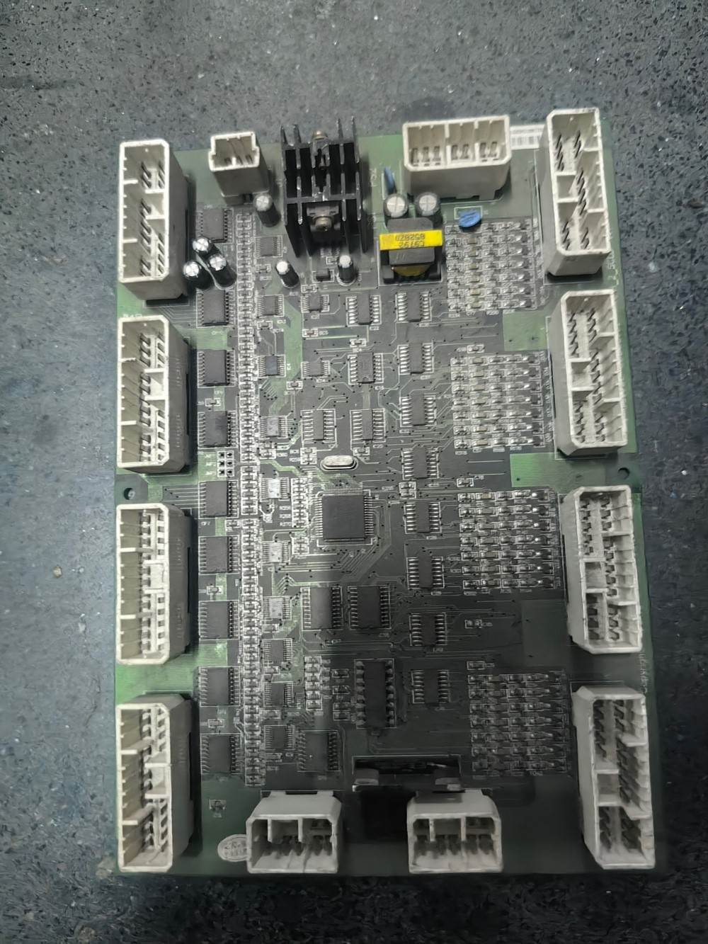 日立电梯大B板轿顶板NPH2SCLBV12V1.0V1