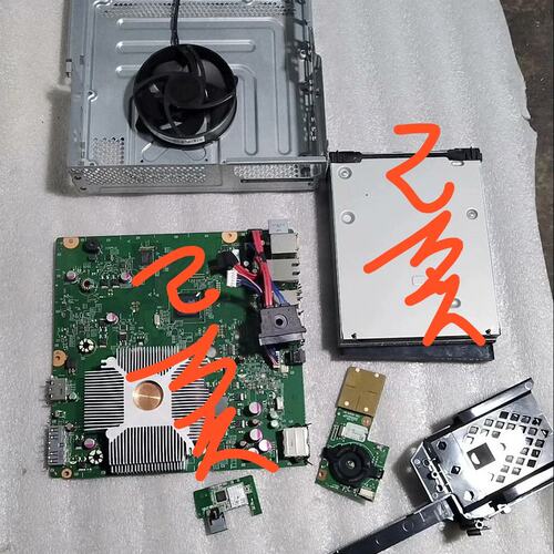 Xbox 360 游戏机( 议价）