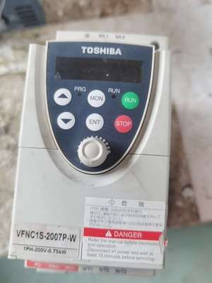 东芝变频器VANCOUVER1S-2007P-W30.