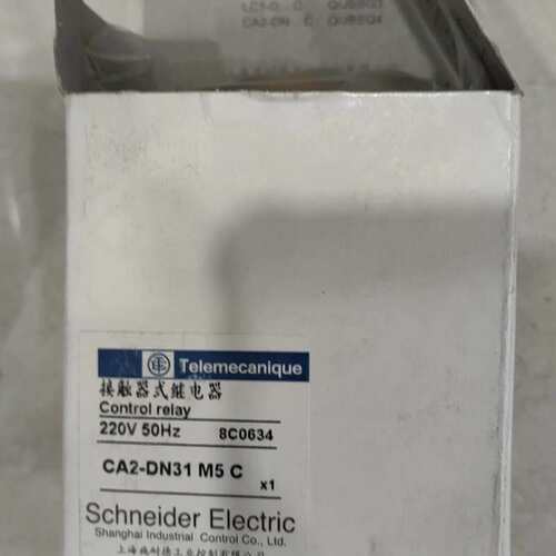 CA2-DN31 M5 C接触器，，带原包( 议价）