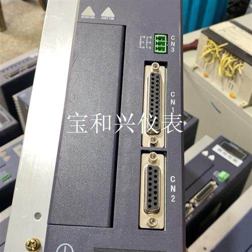 日鼎伺服驱动器DHE3210系列10A,成色非常新,图片是实