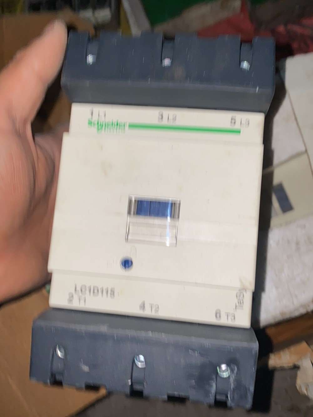 施耐德接触器LC1D115俩台LC1D150俩台,未用,-议价