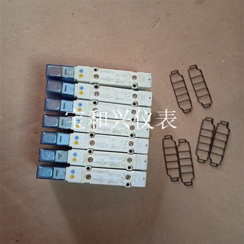 SMC电磁阀  10-SY5200-5Z1(7个)成色如图