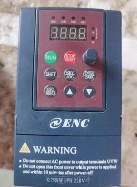 易能变频器0.75KWEDS800-2S0007