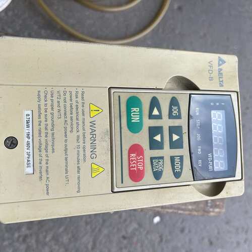 台达变频器VFD007B43A/0.75KW/380V成色如( 议价）