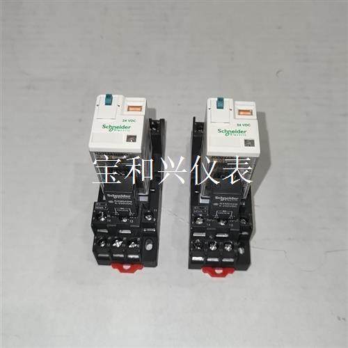 施耐德中间继电器底座导轨安装RXZE2M114   +施耐德