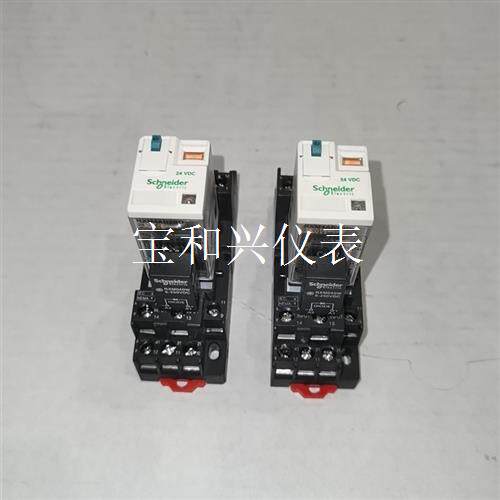 施耐德中间继电器底座导轨安装RXZE2M114   +施耐德