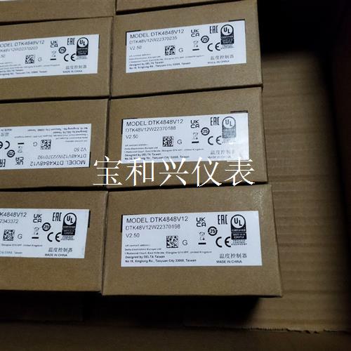 台达温控器DTK4848V12有4个
