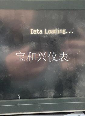 富士小白屏V808CD触摸屏,实物拍摄,通电如图,无后盖。