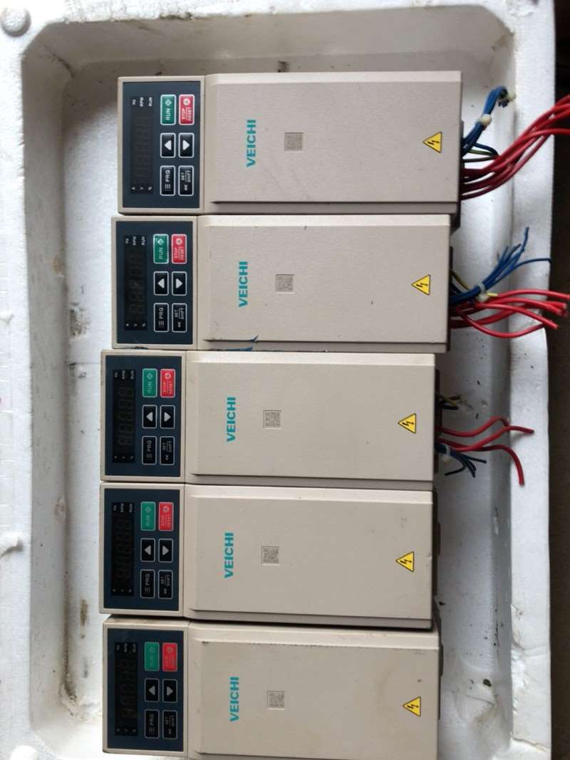 微创变频器AC300-T3-R75G/1R5P-B五台成色如