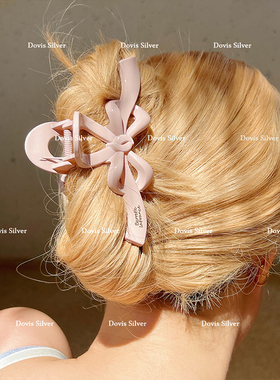 淑女清爽显白芋泥粉色蝴蝶结飘带金标鲨鱼夹高级感大号鲨鱼夹抓夹