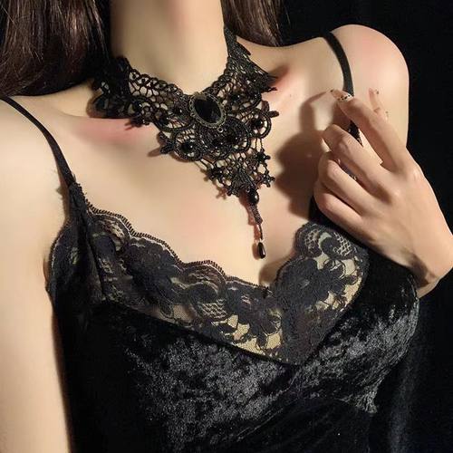 遮疤痕复古哥特风黑色蕾丝choker颈链女性感纯欲新娘礼服项链配饰