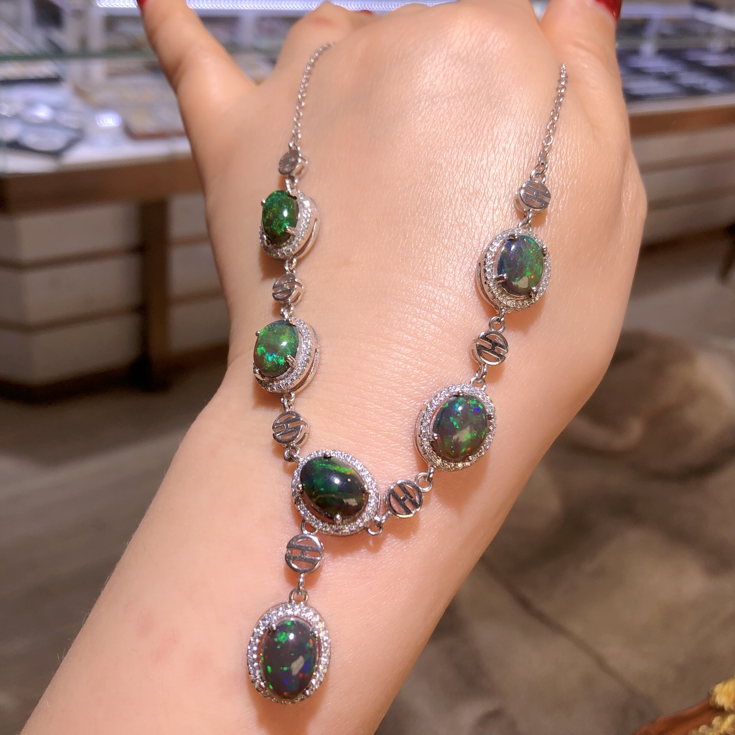 实物拍摄s925银镶天然欧泊蛋白石项链时尚经典奢华生日礼物送女友