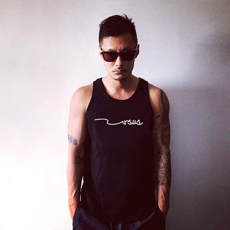 夏季潮牌背心纯棉青年宽松休闲潮流时尚大码运动健身沙滩背心男