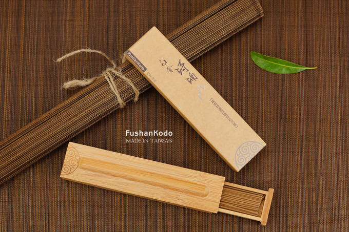 富山香堂白金琦楠沉香飘逸盒越南芽庄线香金标家居香薰卧室熏香